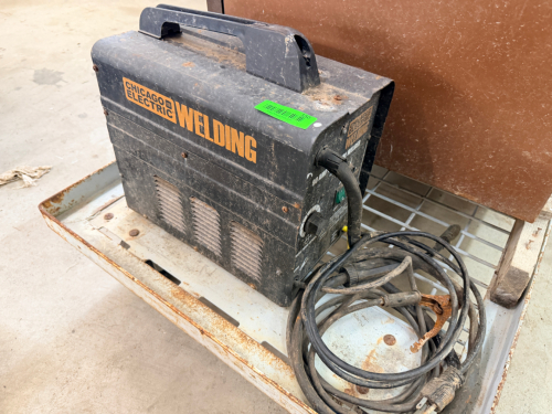 CHICAGO ELECTRIC 90 AMP FLUX WIRE WELDER. USED CONDITION.