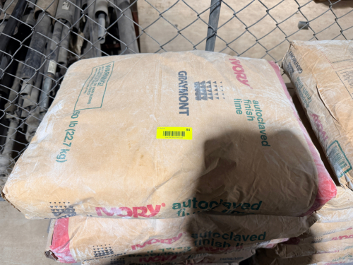 (8) BAGS IVORY AUTOCLAVED FINISH LIME, PACKAGED IN 50 LB. BAGS. COMMERCIAL LIME MATERIAL