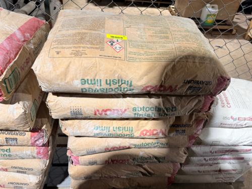 (8) BAGS IVORY AUTOCLAVED FINISH LIME, PACKAGED IN 50 LB. BAGS. COMMERCIAL LIME MATERIAL