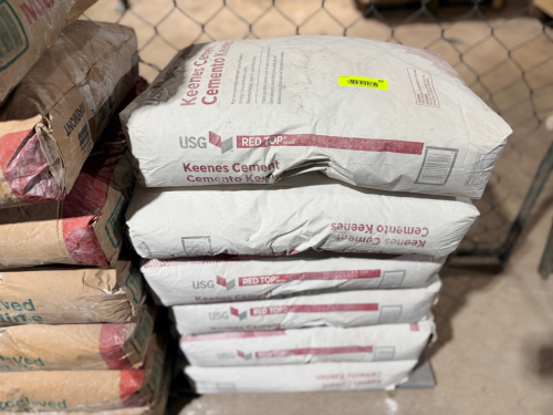 (6) BAGS USG RED TOP BRAND KEENES CEMENT, HIGH-STRENGTH GYPSUM-BASED FINISH CEMENT PACKAGE