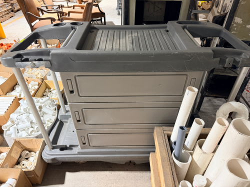 CONTINENTAL MANUFACTURING COMPANY HEAVY-DUTY MOBILE SERVICE CART