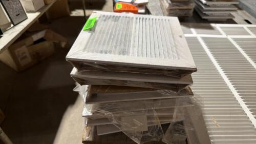 (1) ASSORTED LOT OF METAL FLOOR REGISTERS & HVAC VENT COVERS