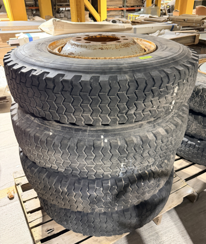 (4) MICHELIN 11.00R22 COMMERCIAL TRUCK TIRES WITH STEEL WHEELS