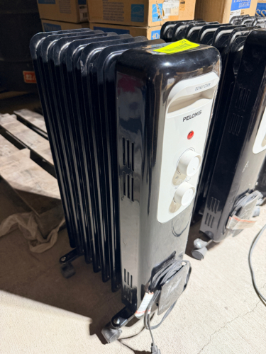 (1) PELONIS ELECTRIC HEATER TOWER.