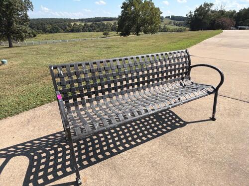 (1) BLACK METAL OUTDOOR BENCH