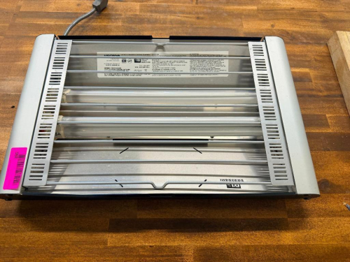 (1) COMMERCIAL KITCHEN FLY LIGHT TRAP