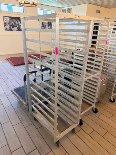 (1) SHEET PAN RACK