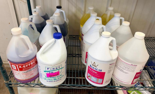 (16) BOTTLES OF ASSORTED CLEANING SUPPLIES