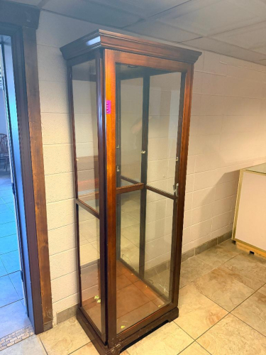 WOODEN AND GLASS DISPLAY CURIO CABINET