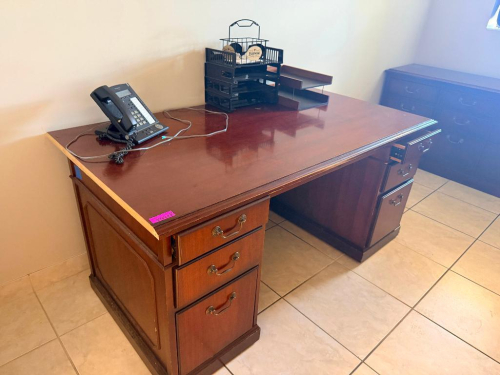 CONTENTS OF OFFICE