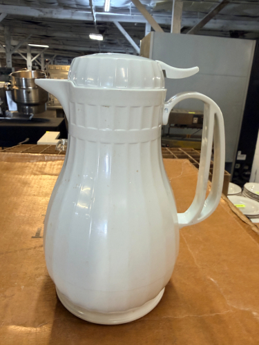 (8) WHITE PLASTIC INSULATED DECANTERS