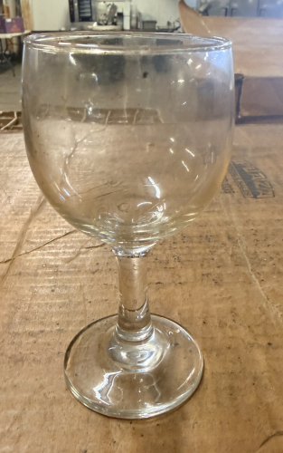 (25) WINE GLASSES