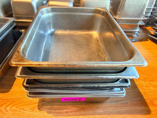(5) 1/2 SIZE STAINLESS INSERTS.