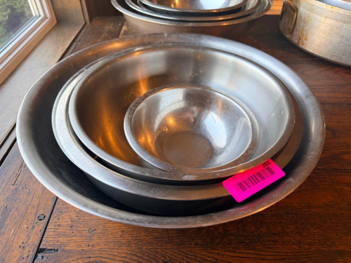 (5) ASSORTED STAINLESS MIXING BOWLS