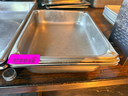 (3) 1/2 SIZE STAINLESS INSERTS