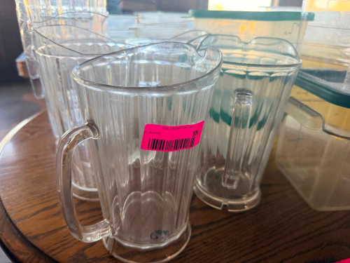 (6) 64 OZ PLASTIC PITCHERS