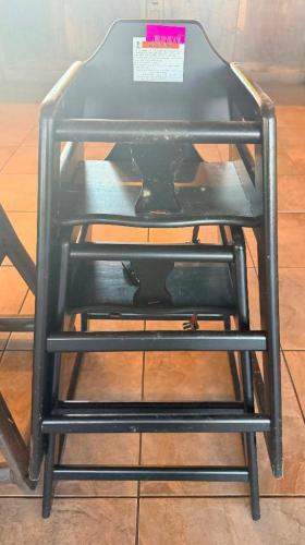 (2) BLACK HIGHT CHAIRS.