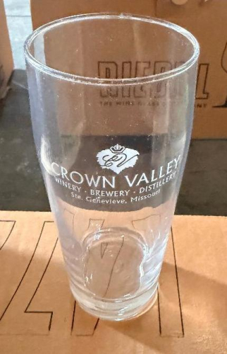 (12) " CROWN VALLERY WINERY" LOGO MIXING GLASSES