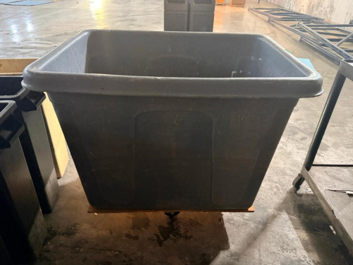 GREY PLASTIC GONDOLA HOPPER CART.