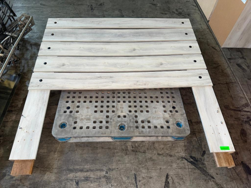 FULL WOOD SLAT BED FRAME COMPONENTS INCLUDING (5) WIDE CROSS SLATS AND (2) LONG SIDE RAILS WITH LIGHT WHITEWASH WOOD-GRAIN FINISH.