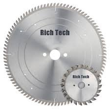 (1) BOX OF (2) CIRCULAR SAW BLADES