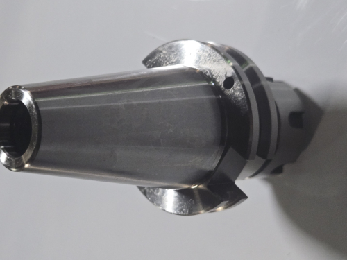 (1) TAPER SHANK COLLET CHUCK