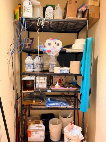 WIRE SHELF AND CONTENTS - ASSORTED CLEANING SUPPLIES.