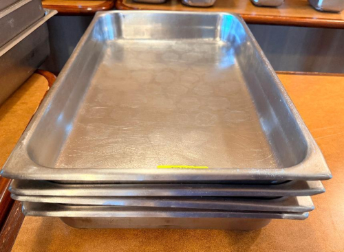 (4) FULL SIZE STAINLESS INSERTS.(HEAVY GAUGE STAINLESS)