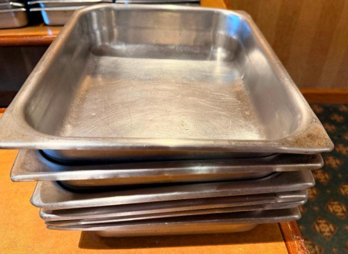 (6) HALF SIZE STAINLESS INSERTS.(HEAVY GAUGE STAINLESS)