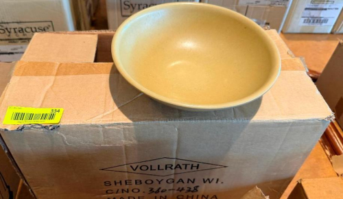 (36) VOLLRATH 8" BIRCH SALAD BOWLS