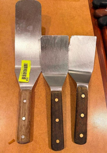 (3) STAINLESS TURNERS.