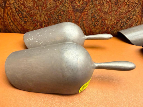 (2) METAL ICE SCOOPS.
