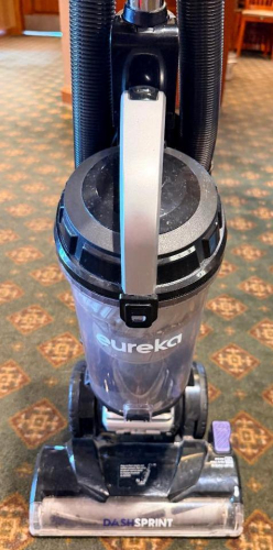 EUREKA VACUUM CLEANER