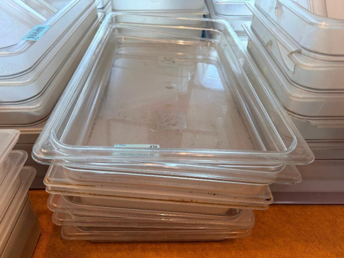 (5) FULL SIZE PLASTIC INSERTS.