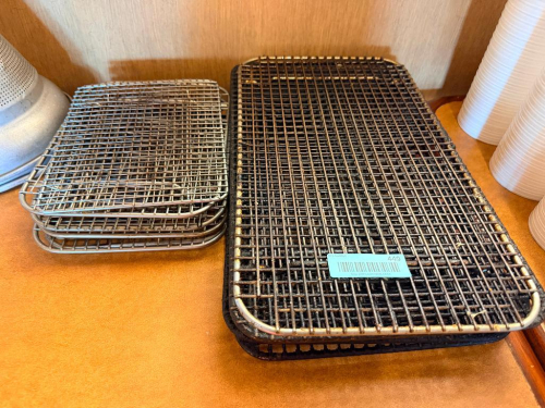 (8) ASSORTED WIRE COOLING PANS.