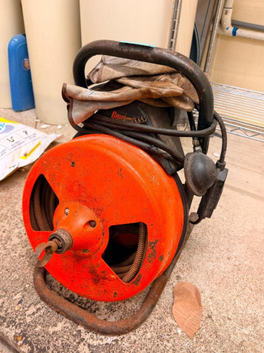 HEAVY DUTY ELECTRIC DRAIN SNAKE.