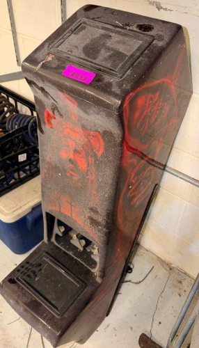 (1) VINTAGE GAS PUMP / SERVICE STATION DISPLAY