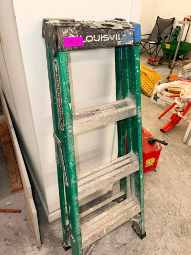 (1) ASSORTED LOT OF HAND TOOLS