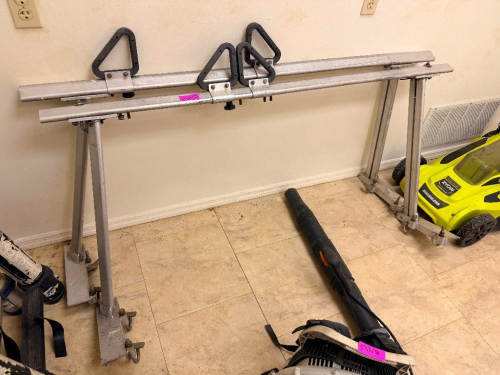 (1) ASSORTED LOT OF ALUMINUM DRYWALL STILTS