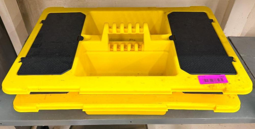 (1) ELLOW PLASTIC PORTABLE TOOL ORGANIZER / STORAGE BOX