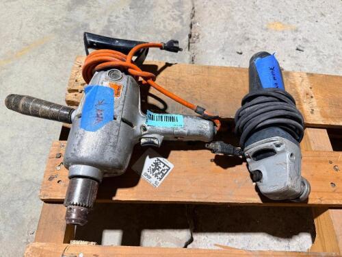 (1) HEAVY DUTY SPADE HANDLE ELECTRIC DRILL AND (1) ELECTRIC GRINDER