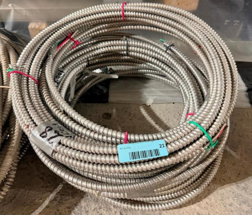 SEVERAL BUNDLES LOT OF FLEXIBLE METAL ELECTRICAL CONDUIT - APPROX 200 LINEAR FT.