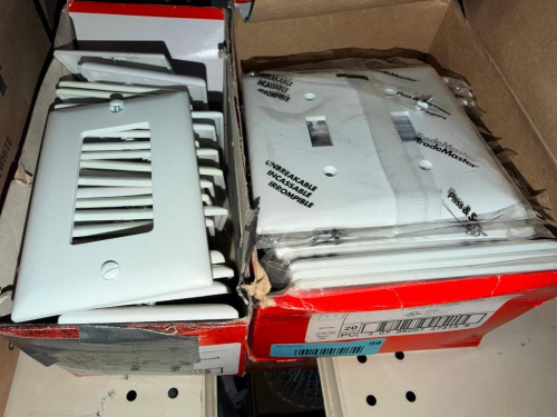 (1) ASSORTED LOT OF TRADEMASTER WALL PLATES
