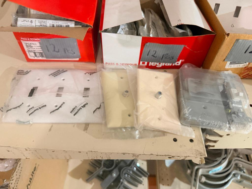 (1) ASSORTED LOT OF LEGRAND ELECTRICAL WALL PLATES