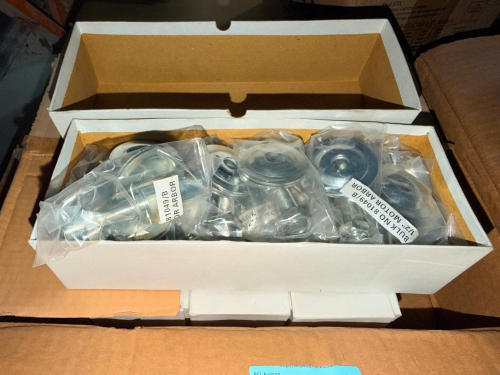 (1) LOT OF MOTOR ARBOR HARDWARE