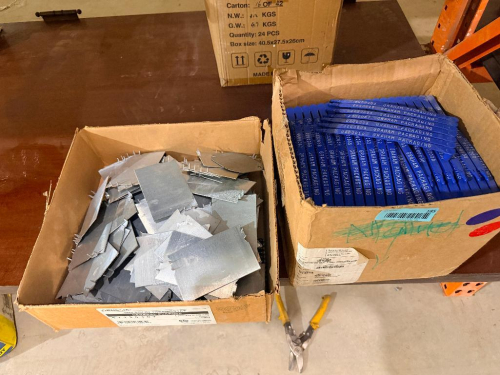 (1) ASSORTED LOT OF METAL BRACKETS & PACKAGING SUPPLIES