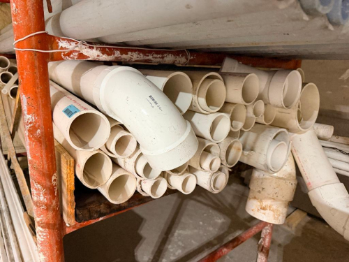 (1) ASSORTED LOT OF PVC PIPE & FITTINGS