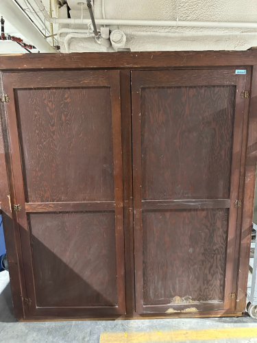 (1) LARGE VINTAGE WOOD DOUBLE-DOOR STORAGE CABINET WITH INTERIOR SHELVING
