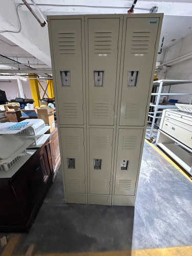 (1) DOUBLE-TIER METAL EMPLOYEE LOCKERS