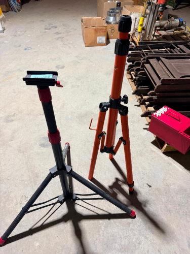 (2) ADJUSTABLE TRIPOD WORK / EQUIPMENT STANDS